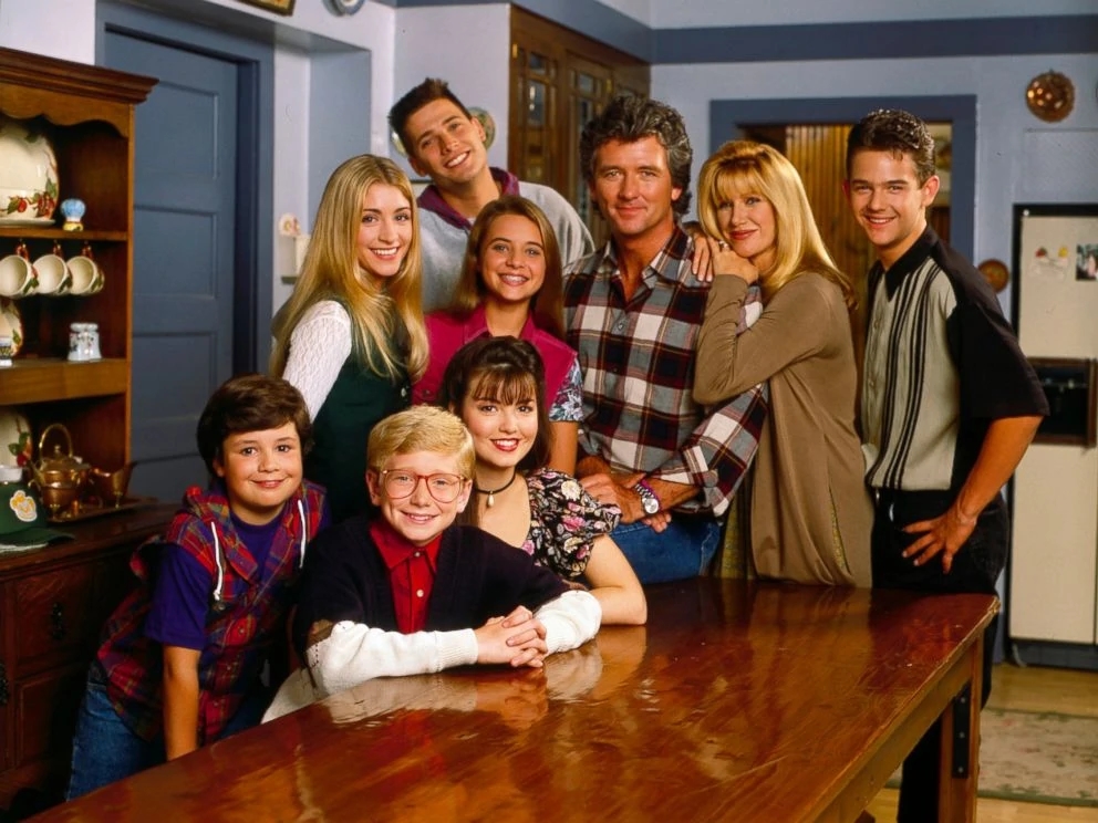 Notre Belle Famille Streaming Saison 1 Notre Belle Famille : la meilleure sitcom des années 90 ? – Gay and Geek