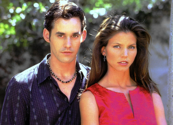 Une Nuit Si Longue Saison 2 La Saison 2 de Buffy contre les vampires : Rouge Passion ! – Gay and Geek
