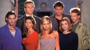 Lire la suite à propos de l’article La Saison 3 de Buffy contre les vampires : La fin du lycée !